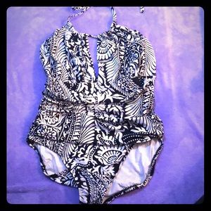 Black and white one piece swim suit